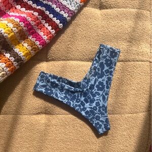 NWOT Skatie Mandi Bottoms (S) - Nanuku